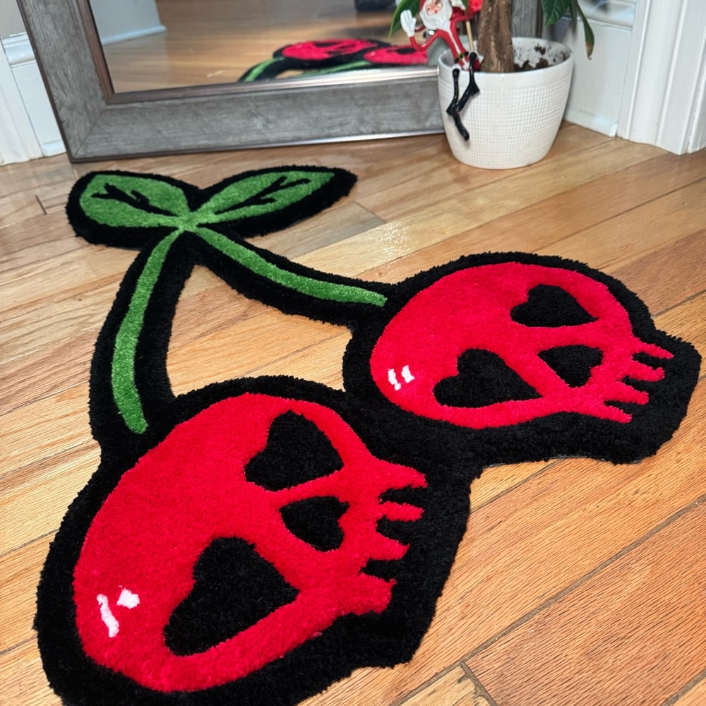 Skull Cherry Rug - Picture 2 of 4